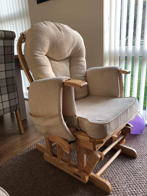 sereno nursing glider